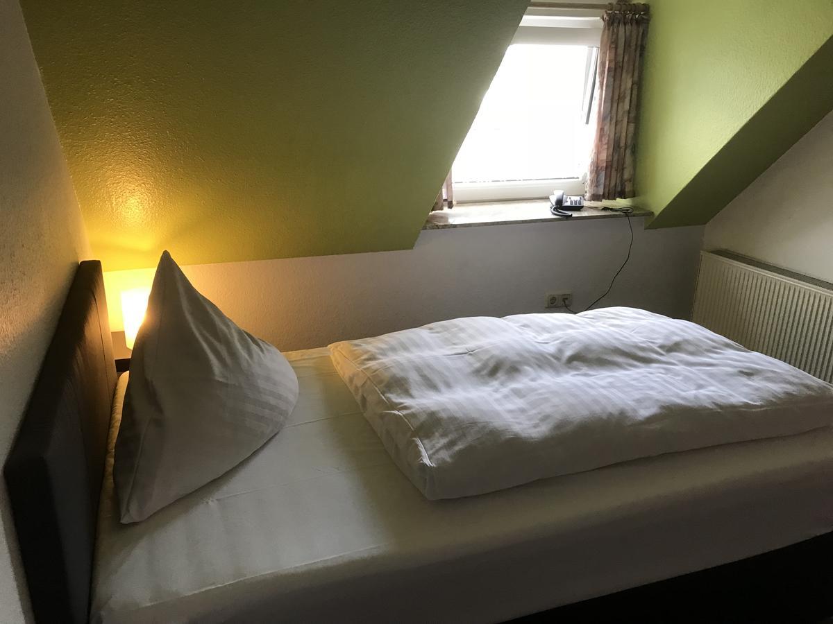 Hotel Am Maibaum Neuenrade Luaran gambar